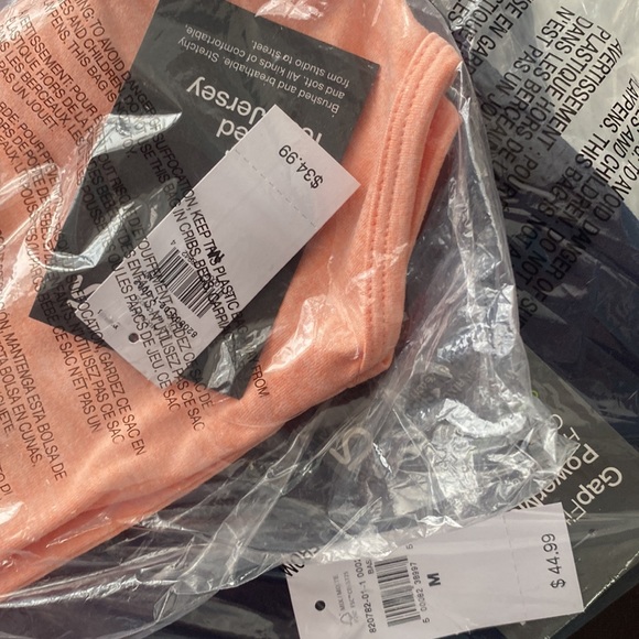 Women’s Workout Clothes Medium - Picture 6 of 6